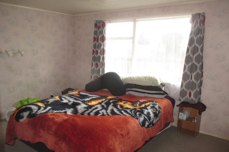 Photo of property in 30 Oakfield Crescent, Pukete, Hamilton, 3200