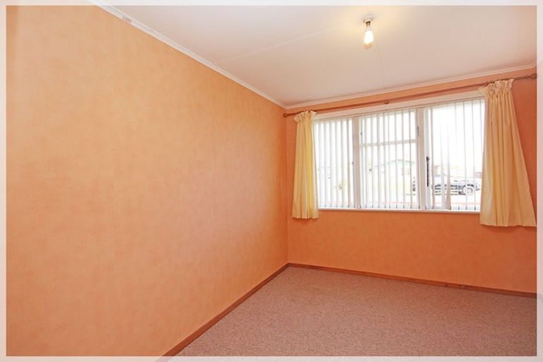 Photo of property in 27 Seabury Avenue, Foxton Beach, Foxton, 4815