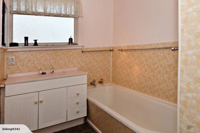 Photo of property in 2 Thomas Street, Palmerston, 9430