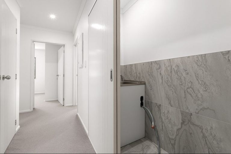 Photo of property in 5a James Laurie Street, Henderson, Auckland, 0612