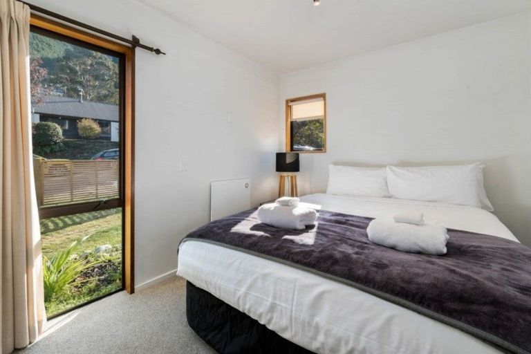 Photo of property in 25d Williams Street, Sunshine Bay, Queenstown, 9300
