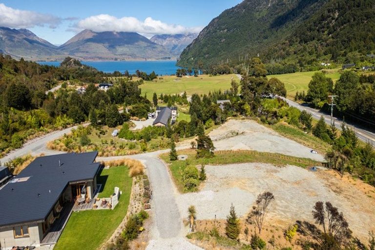 Photo of property in 19 Peregrine Falcon Road, Mount Creighton, Queenstown, 9371