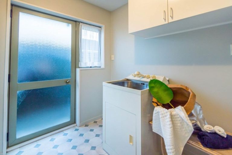 Photo of property in 1/15 Showgate Avenue, Sockburn, Christchurch, 8042