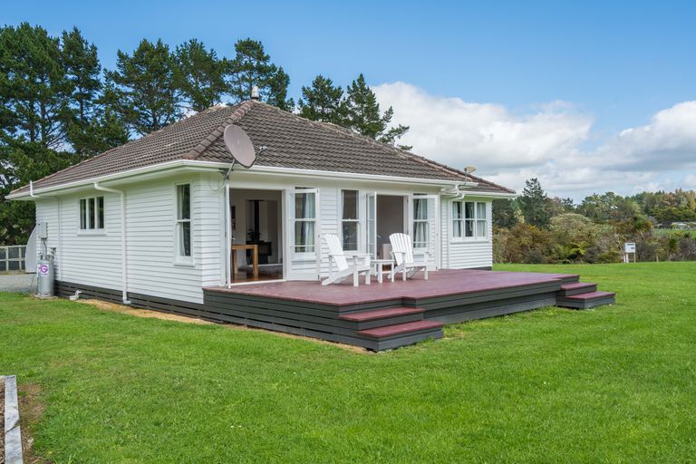 Photo of property in 46b Echo Valley Road, Mangawhai, 0573