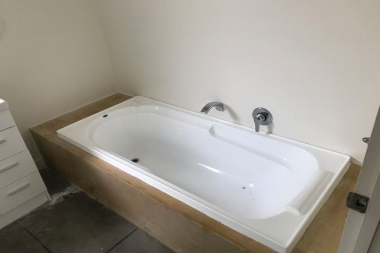 Photo of property in 27 Earls Road, Saint Clair, Dunedin, 9012