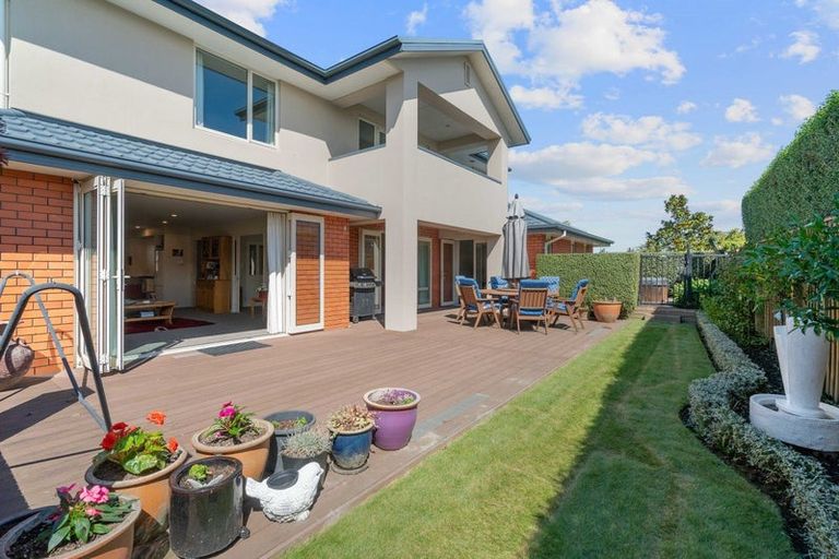 Photo of property in 26 Sovereign Gardens, Halswell, Christchurch, 8025