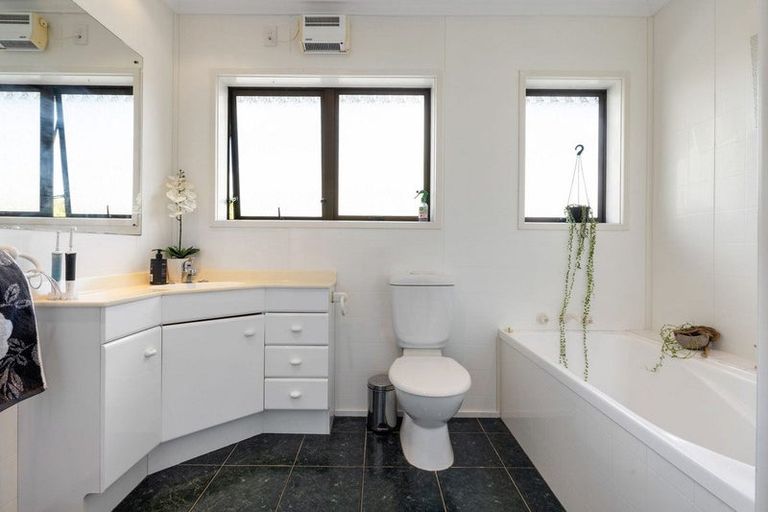 Photo of property in 26 Marlowe Drive, Leamington, Cambridge, 3432