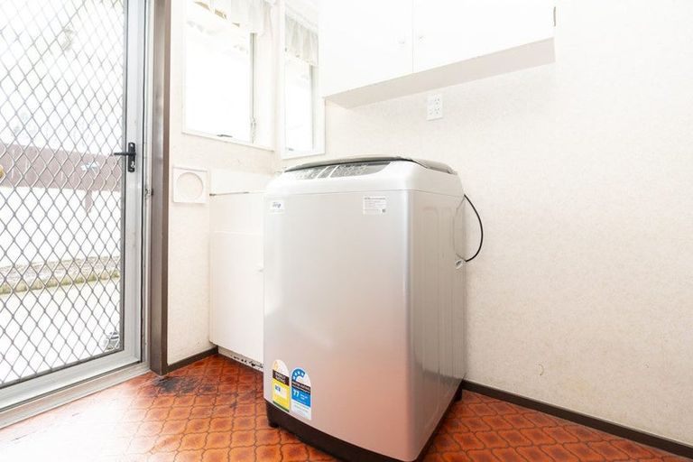 Photo of property in 15b Sandalwood Drive, Dinsdale, Hamilton, 3204