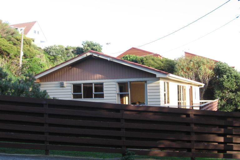 Photo of property in 117 Motuhara Road, Plimmerton, Porirua, 5026