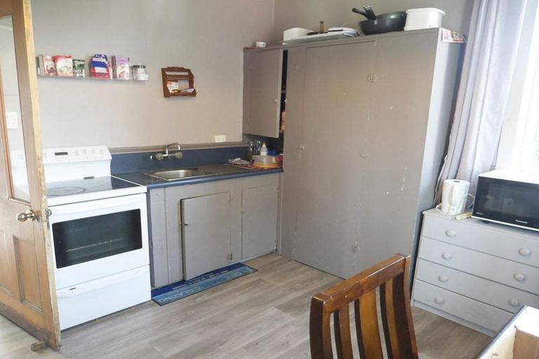 Photo of property in 28 Atkinson Street, South Dunedin, Dunedin, 9012