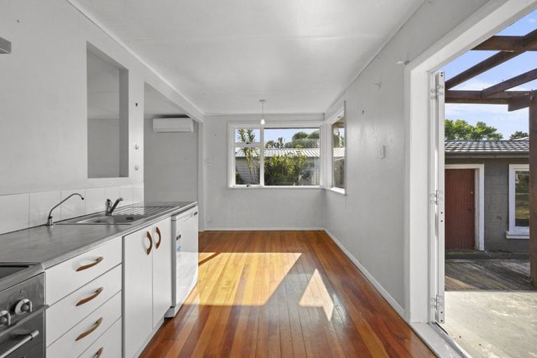 Photo of property in 45 Doralto Road, Frankleigh Park, New Plymouth, 4310