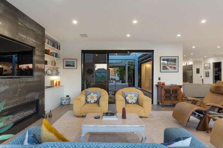 Photo of property in 15 Forstera Way, Papamoa Beach, Papamoa, 3118