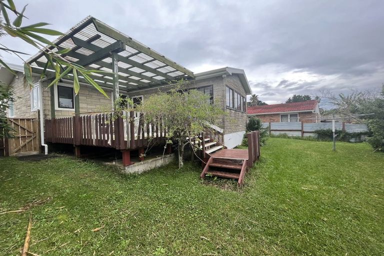 Photo of property in 248 East Coast Road, Forrest Hill, Auckland, 0620