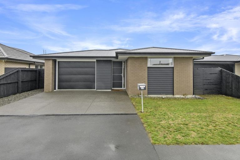 Photo of property in 30 Andesite Drive, Rolleston, 7614