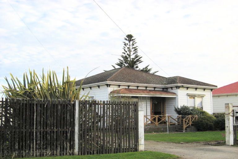 Photo of property in 43 Bignell Street, Gonville, Whanganui, 4501