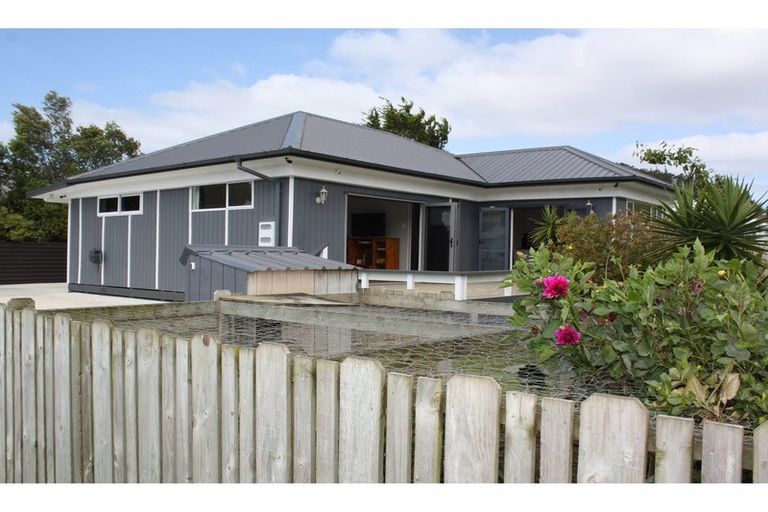 Photo of property in 3 Church Street, Hikurangi, 0114