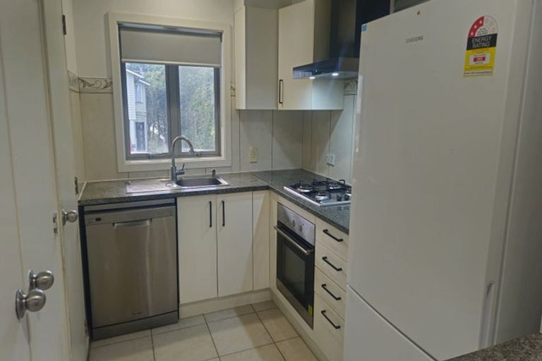 Photo of property in 1/6 John Jennings Drive, Oteha, Auckland, 0632