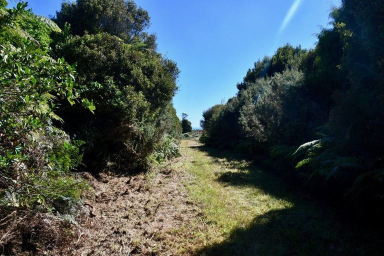 Photo of property in 37 South Terrace Road, Karamea, 7893