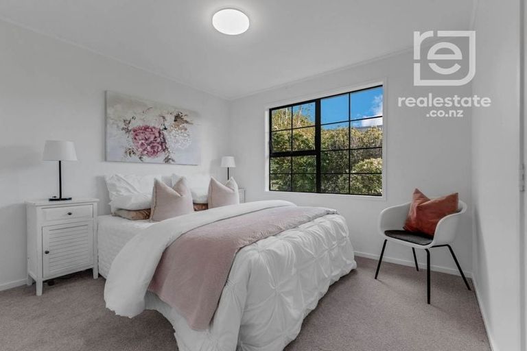 Photo of property in 73 Moore Street, Hillcrest, Auckland, 0627