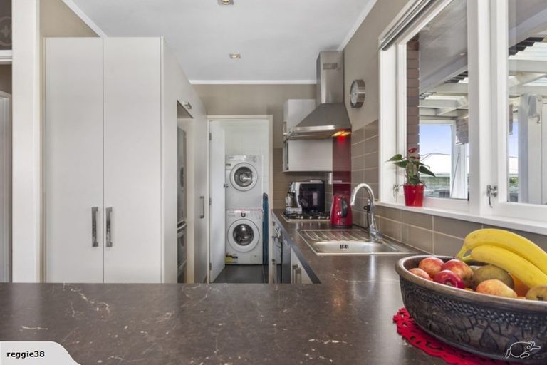 Photo of property in 16 Ridge Street, Otumoetai, Tauranga, 3110