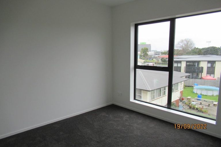 Photo of property in 77b Penrose Road, Mount Wellington, Auckland, 1060