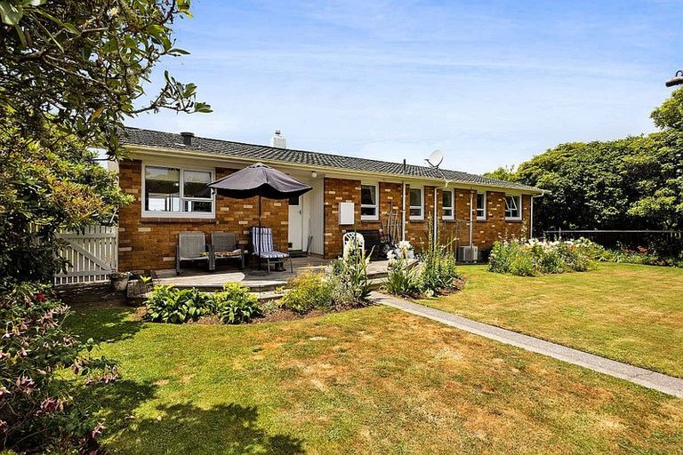 Photo of property in 55 Broadway, Stratford, 4332