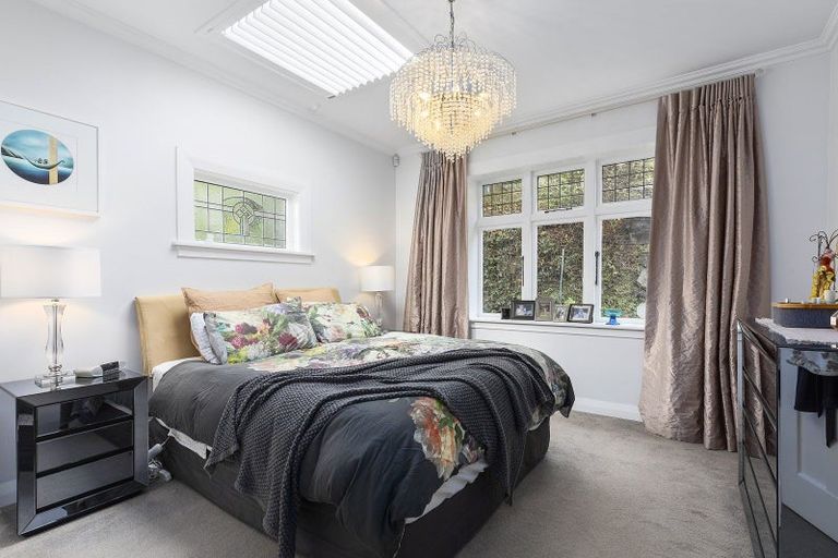 Photo of property in 12 Trelissick Crescent, Ngaio, Wellington, 6035