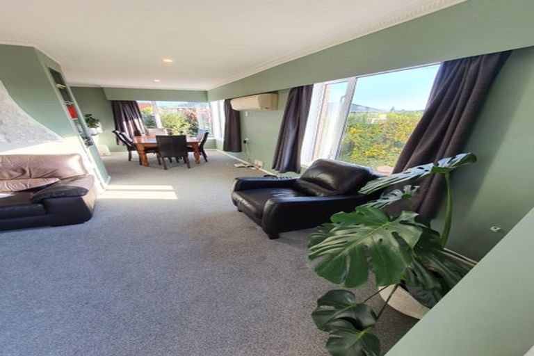 Photo of property in 5 Tothill Place, Papanui, Christchurch, 8053