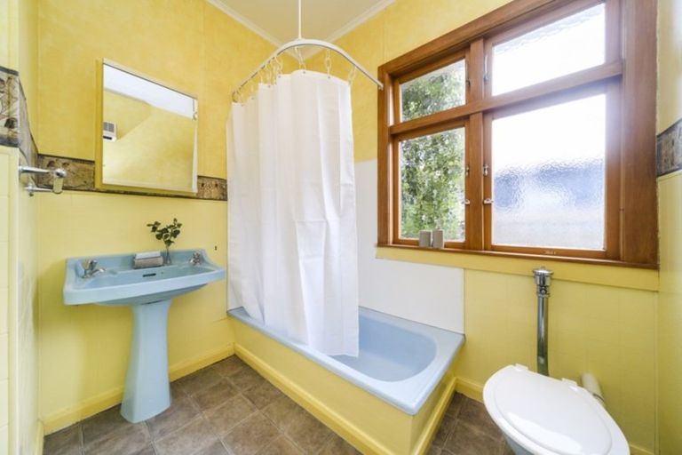 Photo of property in 26 Rangitira Avenue, Palmerston North, 4414