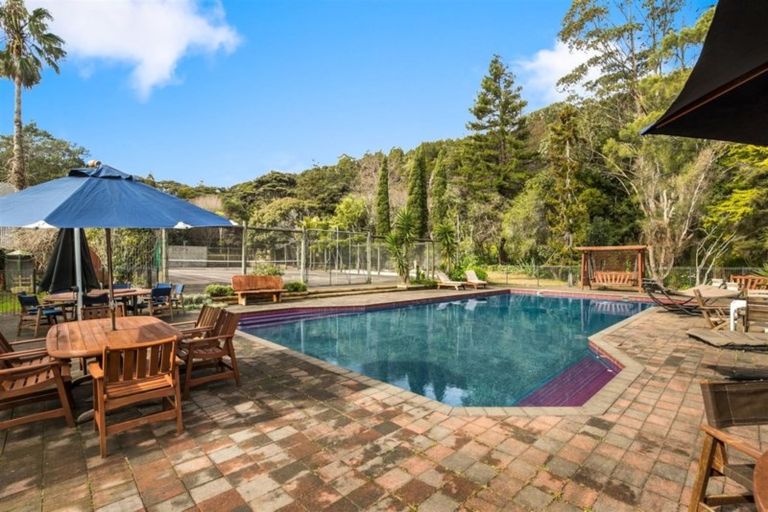 Photo of property in 118 Bethells Road, Waitakere, Henderson, 0781