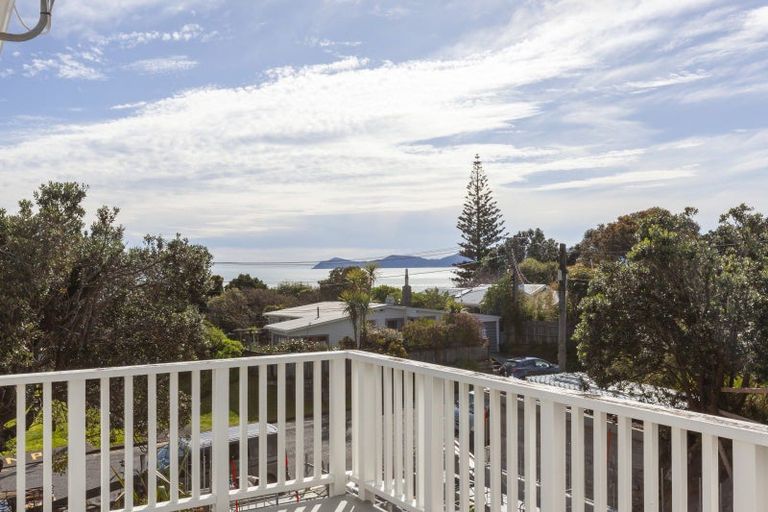 Photo of property in 116 Wellington Road, Paekakariki, 5034