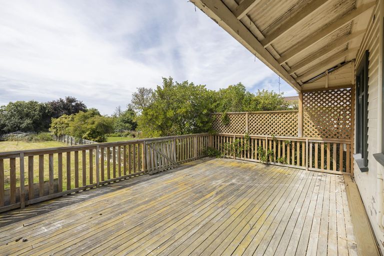 Photo of property in 17 Clyde Street, Oamaru North, Oamaru, 9400