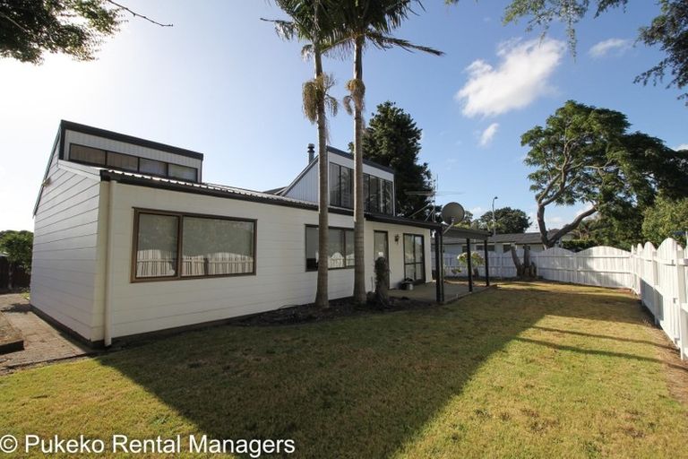 Photo of property in 1/23 Beaumaris Way, Conifer Grove, Takanini, 2112