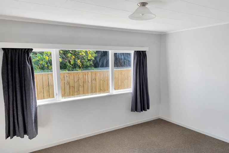 Photo of property in 12 Robinson Street, Foxton, 4814