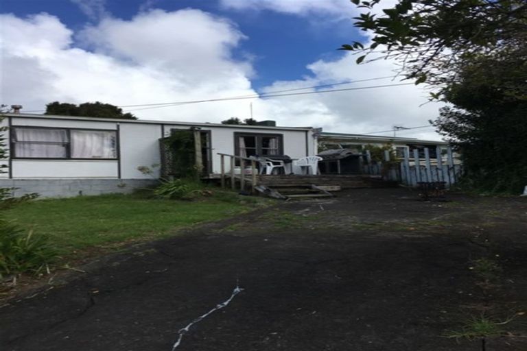 Photo of property in 20 Ribblesdale Road, Henderson, Auckland, 0612