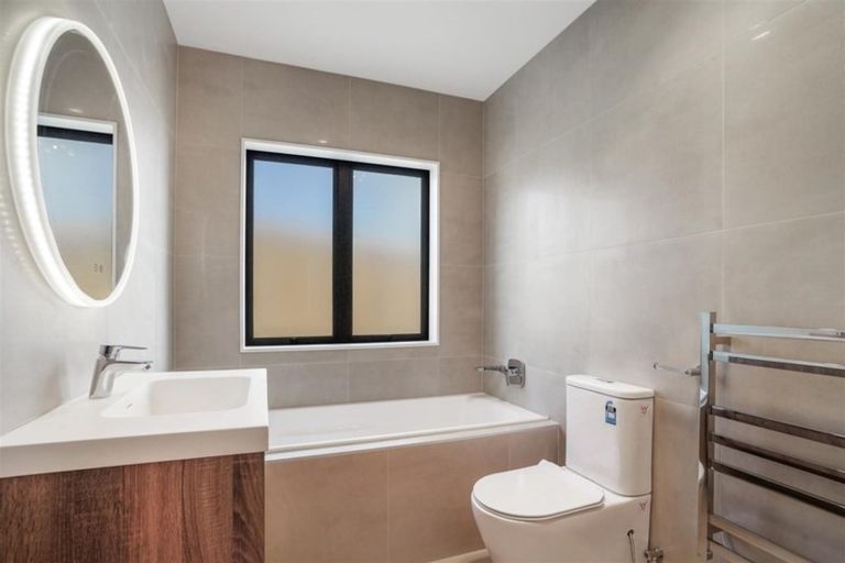 Photo of property in 116 Parkview Drive, Gulf Harbour, Whangaparaoa, 0930