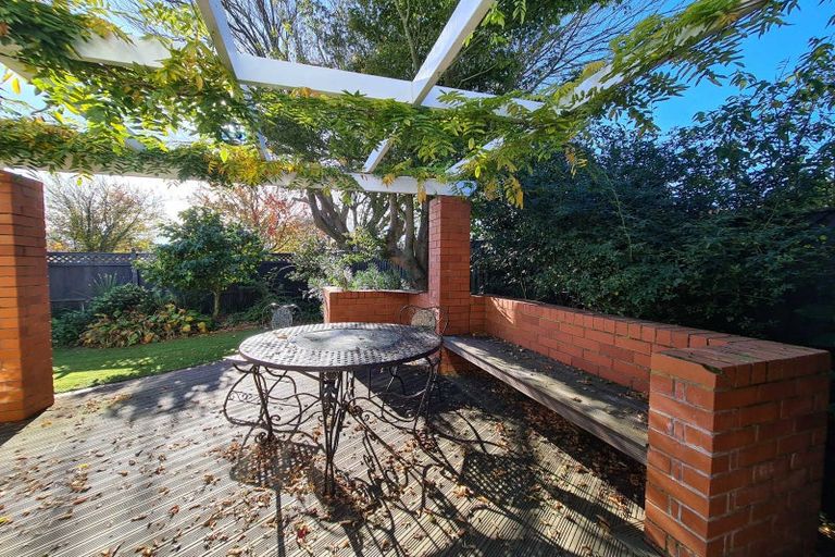 Photo of property in 7 Kingsgate Place, Burnside, Christchurch, 8053