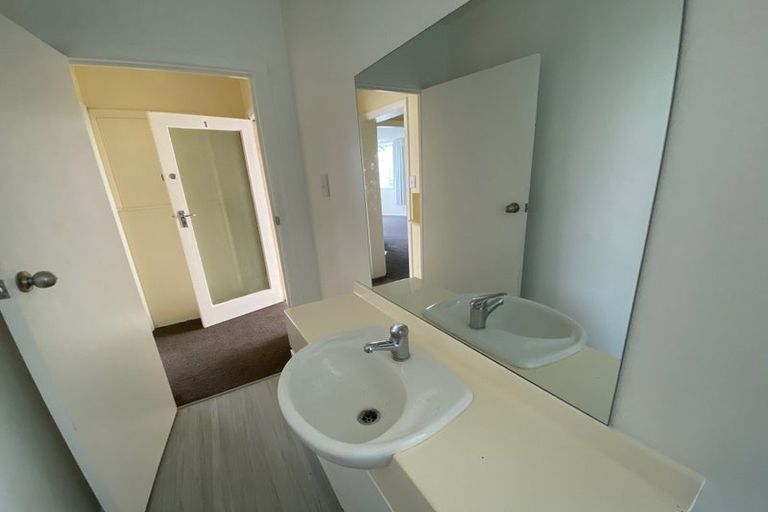 Photo of property in 2/75-77 Ellice Street, Mount Victoria, Wellington, 6011