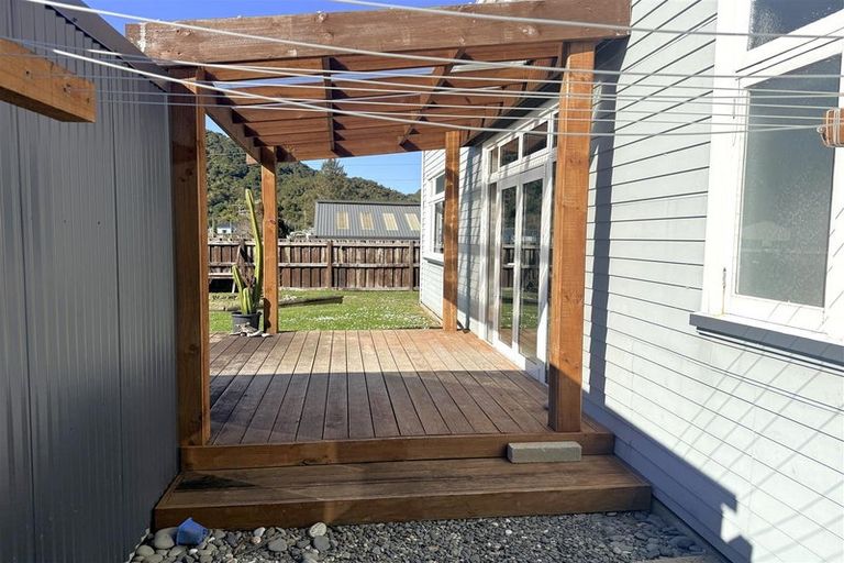 Photo of property in 24 Sturge Street, Cobden, Greymouth, 7802