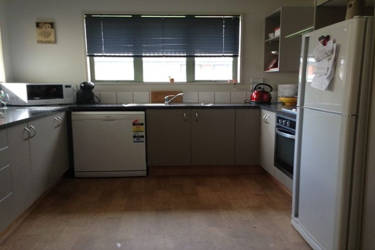 Photo of property in 43 Earnslaw Crescent, Bryndwr, Christchurch, 8053