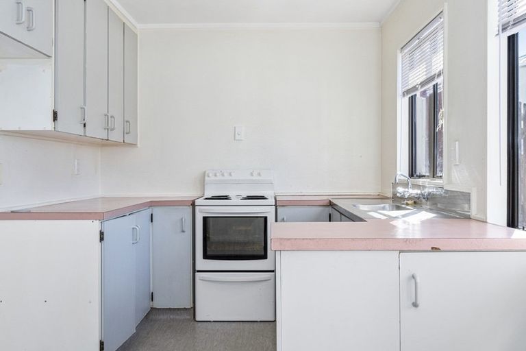 Photo of property in 2/11 Robins Road, Judea, Tauranga, 3110