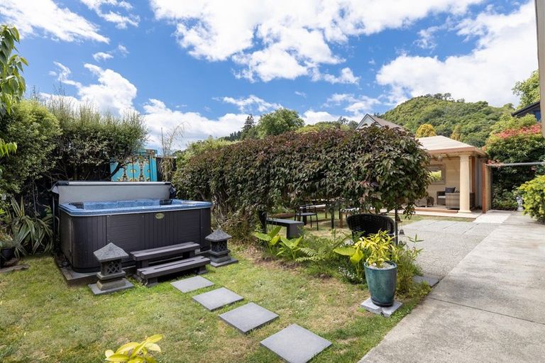 Photo of property in 16 Avon Terrace, The Wood, Nelson, 7010