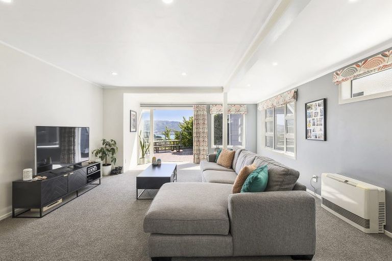 Photo of property in 68 Eskdale Road, Papakowhai, Porirua, 5024