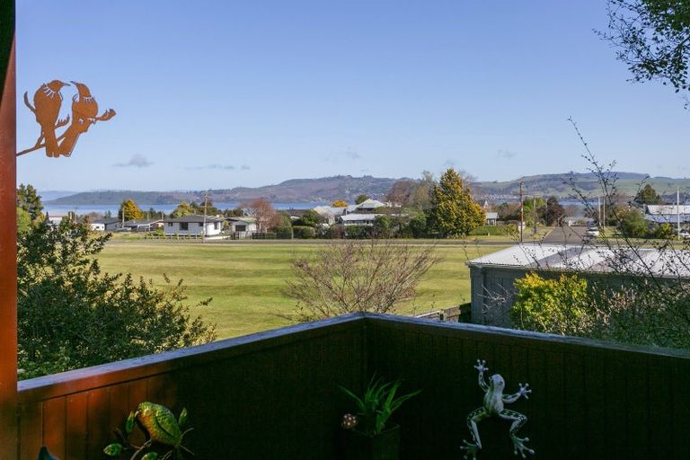 Photo of property in 67 Chesham Avenue, Waipahihi, Taupo, 3330