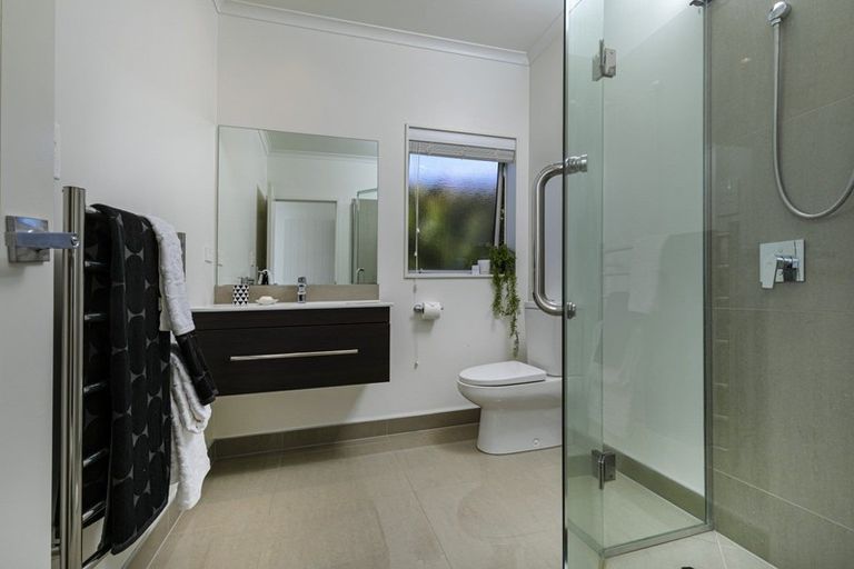 Photo of property in 31 Discovery Drive, Gulf Harbour, Whangaparaoa, 0930