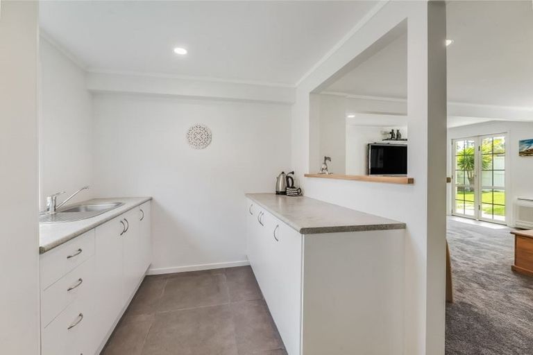 Photo of property in 1 Kowhai Road, Mairangi Bay, Auckland, 0630