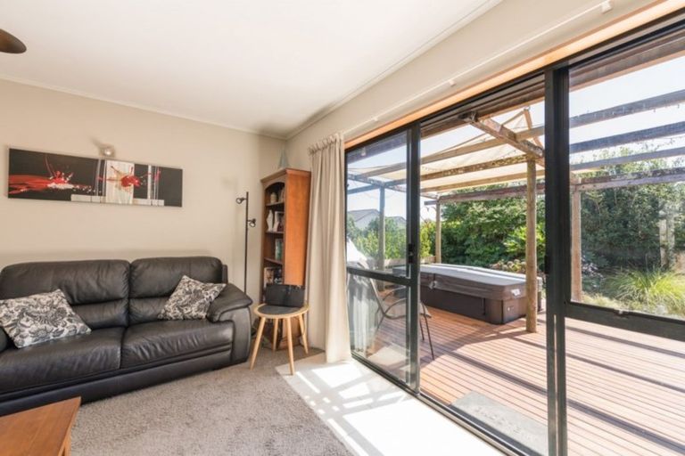 Photo of property in 11 Win Place, Richmond, 7020