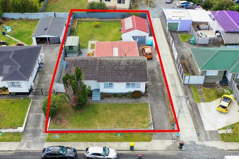 Photo of property in 57 Cargill Street, Papakura, 2110