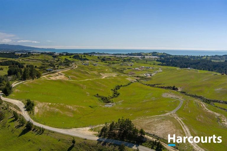 Photo of property in 3 Tirohanga Moana Way, Tasman, 7175