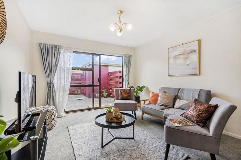 Photo of property in 4/9 Cairnfield Road, Kensington, Whangarei, 0112